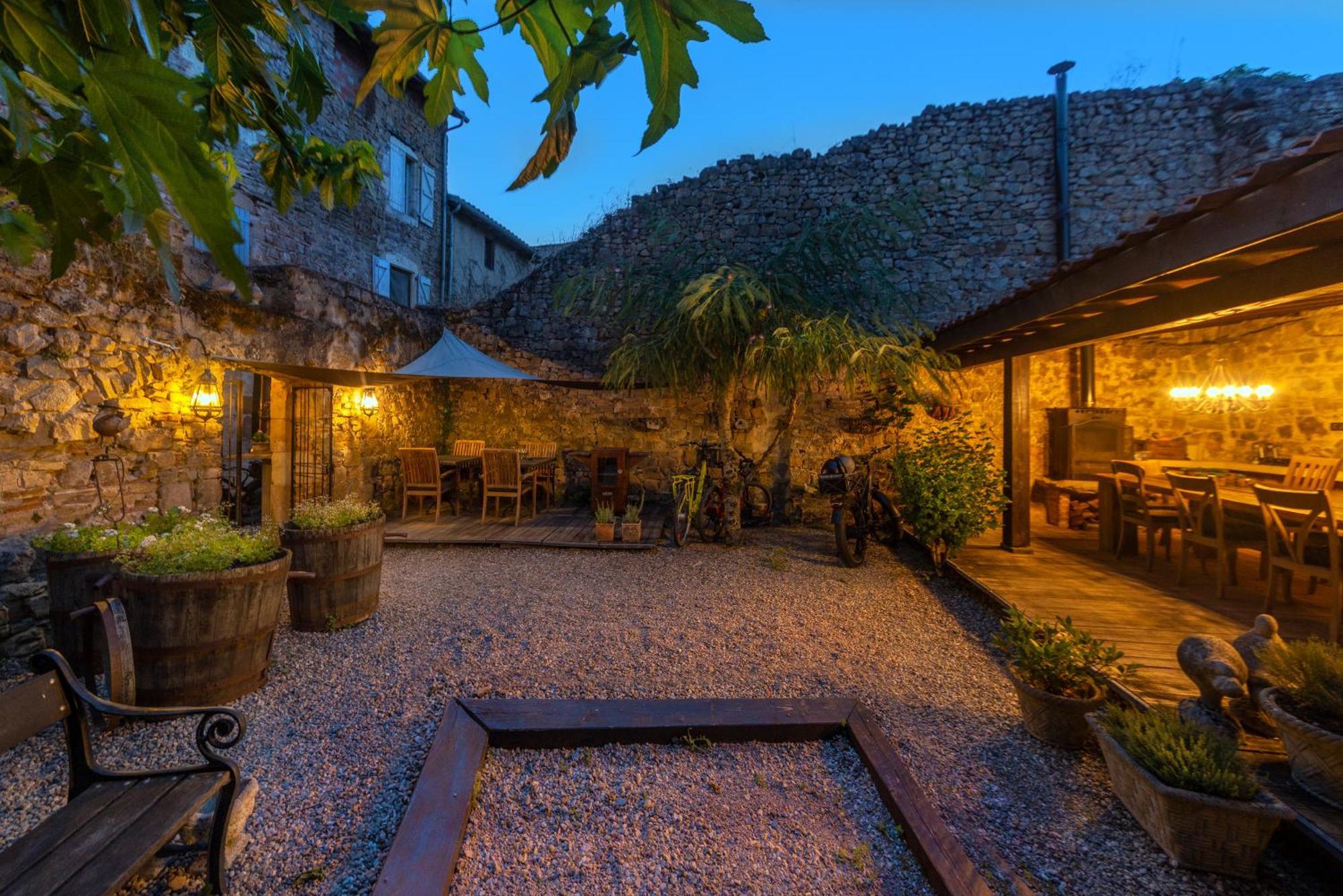 Hotel La Maison Au Puits Cordes-sur-Ciel Exterior foto